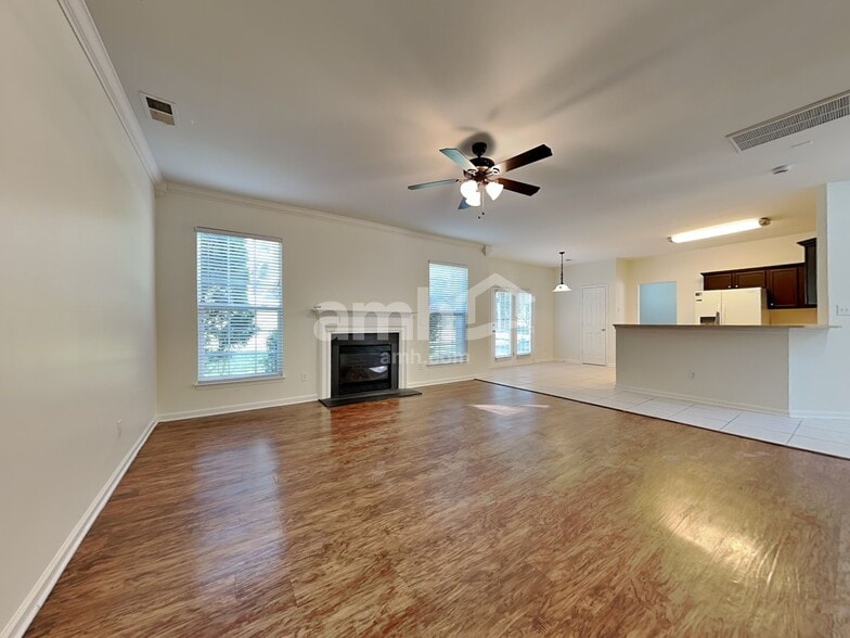 Building Photo - 129 Autry Ave