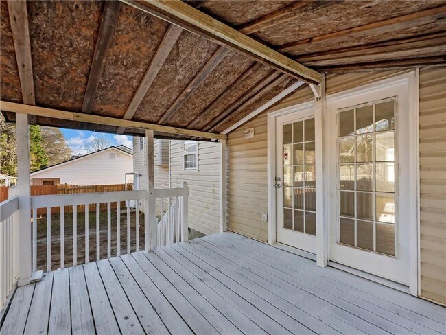 Building Photo - 2032 Morning Dew Pl