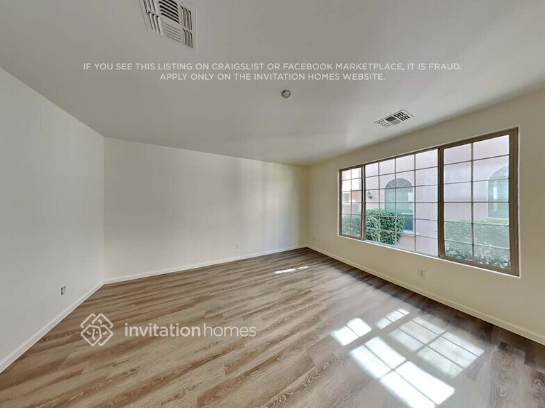 Building Photo - 1477 S Sinova Ave