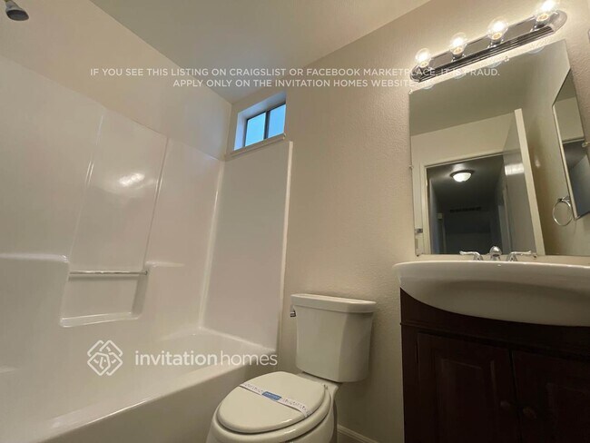 Building Photo - 2875 Georgia Dr