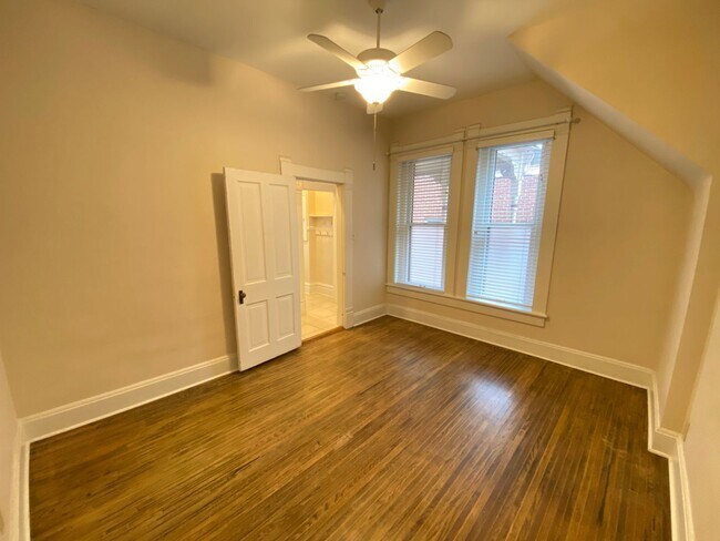 Building Photo - Neil Ave 1043-1045 NCR