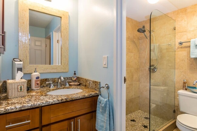 Building Photo - Maui Sunset Condo!! LOCATION, LOCATION, LOCATION!!
