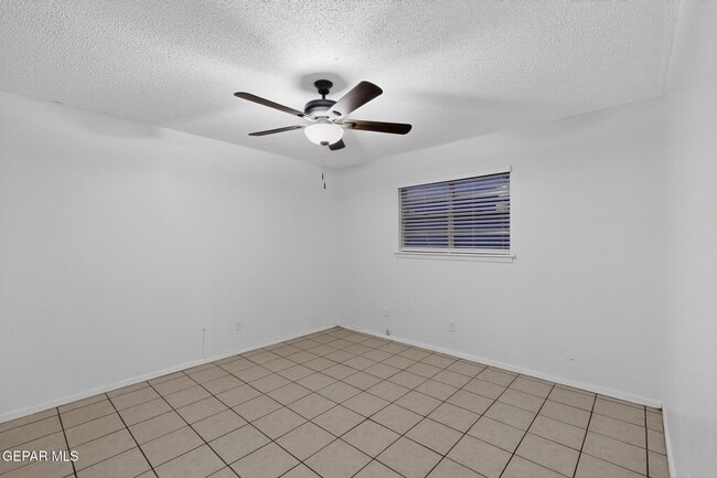 Building Photo - 1509 Lost Padre Mine Dr