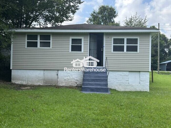 Building Photo - Charming 3 bedroom 1 bath home