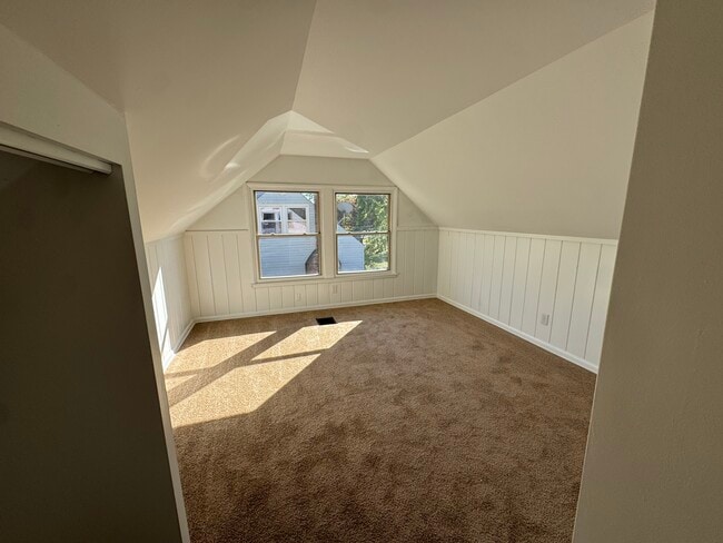 Building Photo - 324 Sturbridge Rd