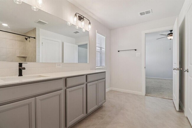 Building Photo - 18203 Lilac Woods Trl