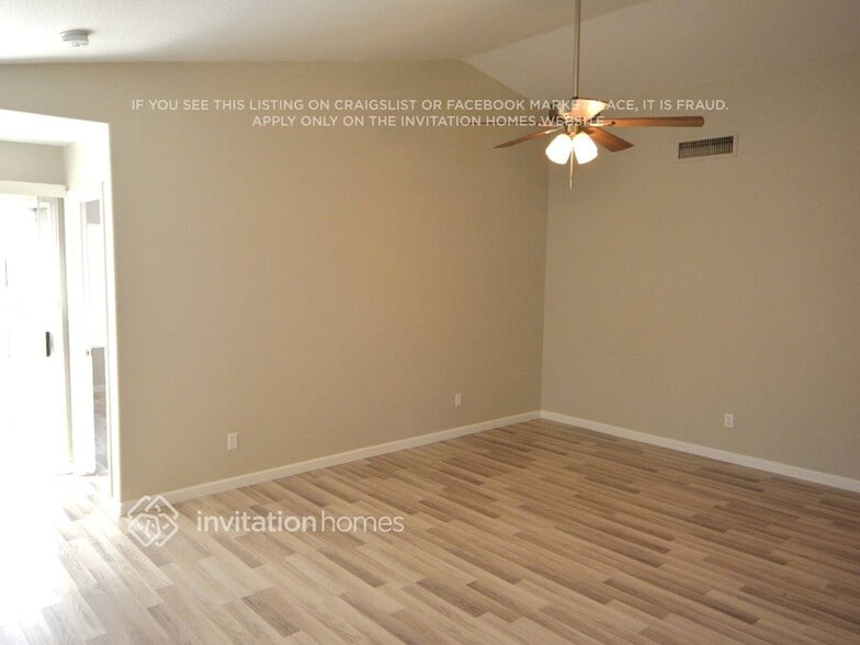 Building Photo - 5029 W Ponderosa Ln