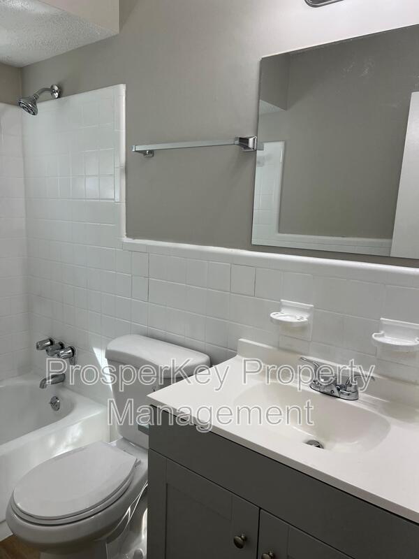 Building Photo - 3407 Flintstone Ct