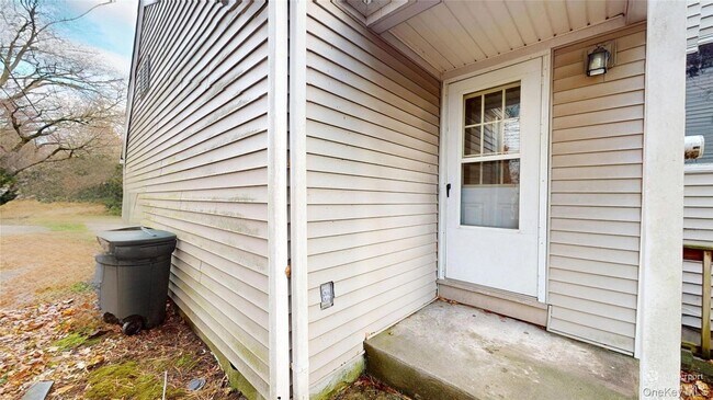 Building Photo - 11 Rockhill Rd