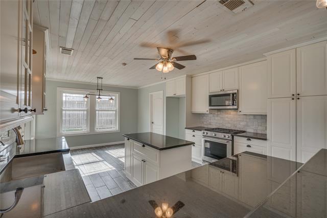 Building Photo - 8341 Southern Prairie Dr