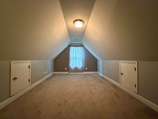 Building Photo - Nice 3/2 House with Bonus in Shannon- $2,850