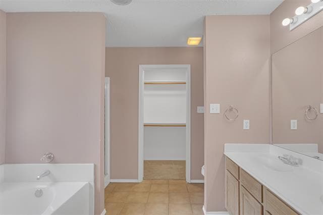 Building Photo - 3807 Woodside Dr