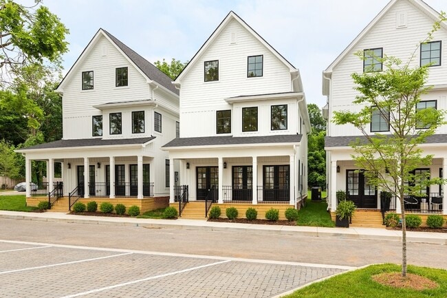 Building Photo - 508 Hobson Chapel Pl