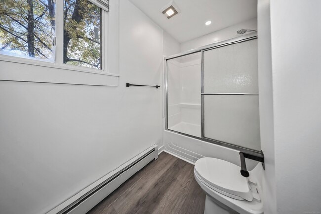 Building Photo - 90 Hillside Ave