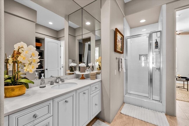 Building Photo - 48385 Vista Calico