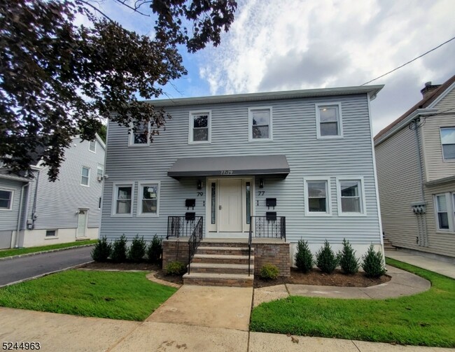 Building Photo - 77 Mill St