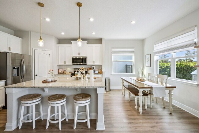 Building Photo - 1606 Chelsea Manor Cir