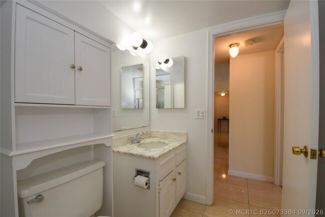 Building Photo - 5100 N Ocean Blvd