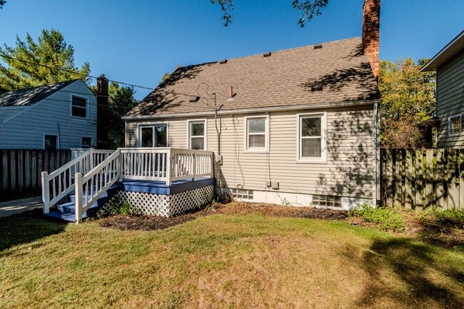 Building Photo - Modern 3-Bedroom Bungalow in Ferndale – Fu...