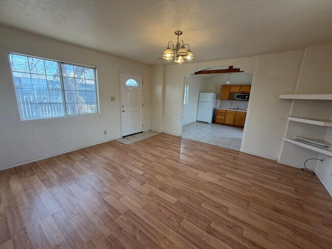 Building Photo - 313 McKnight Ave NE