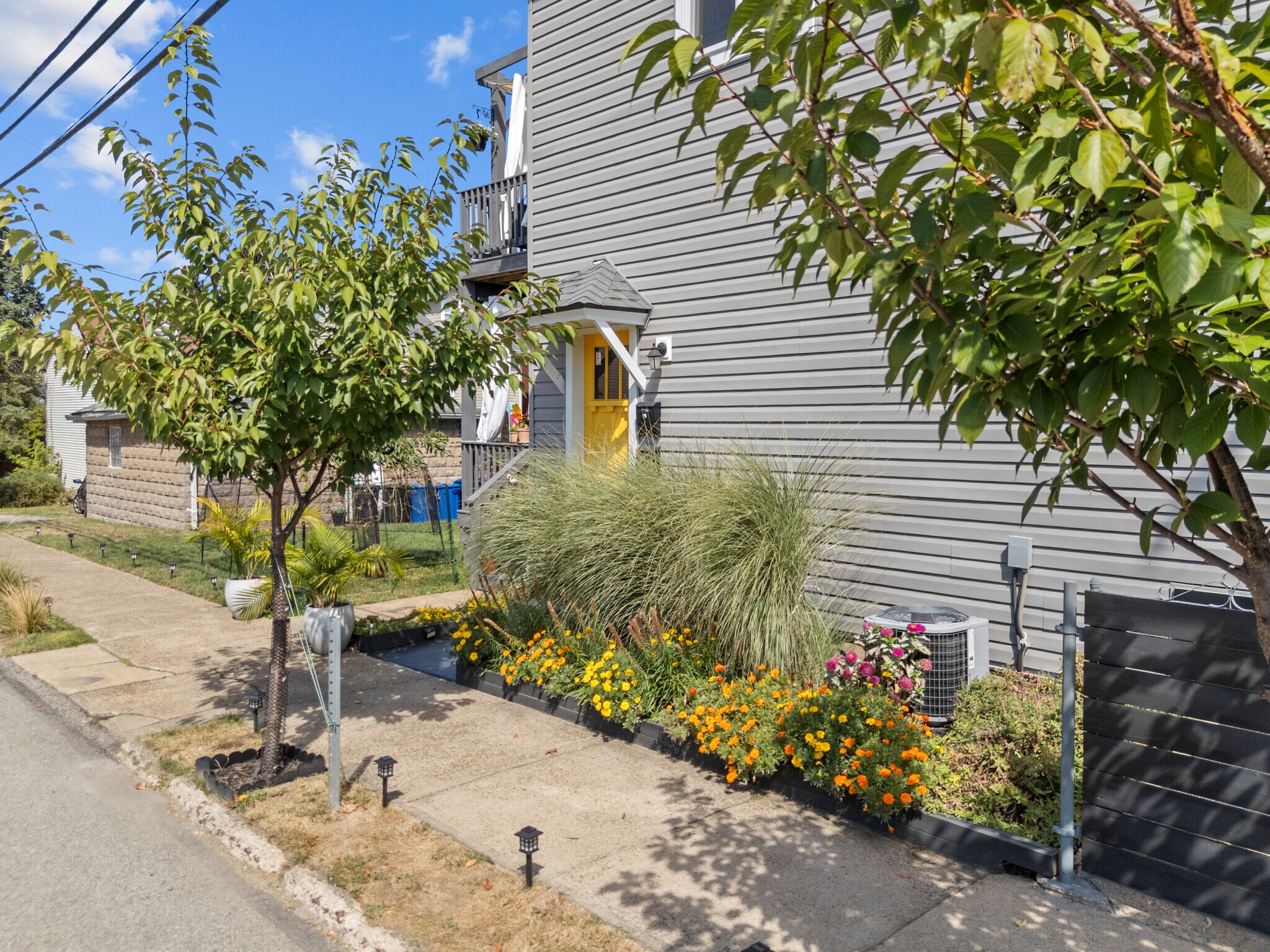 Building Photo - 5601 McCandless Ave