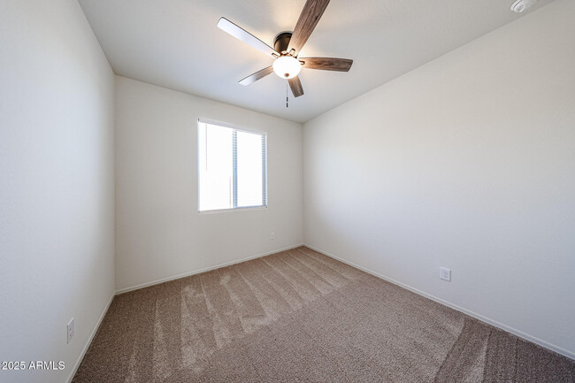 Building Photo - 7118 W Bent Tree Dr