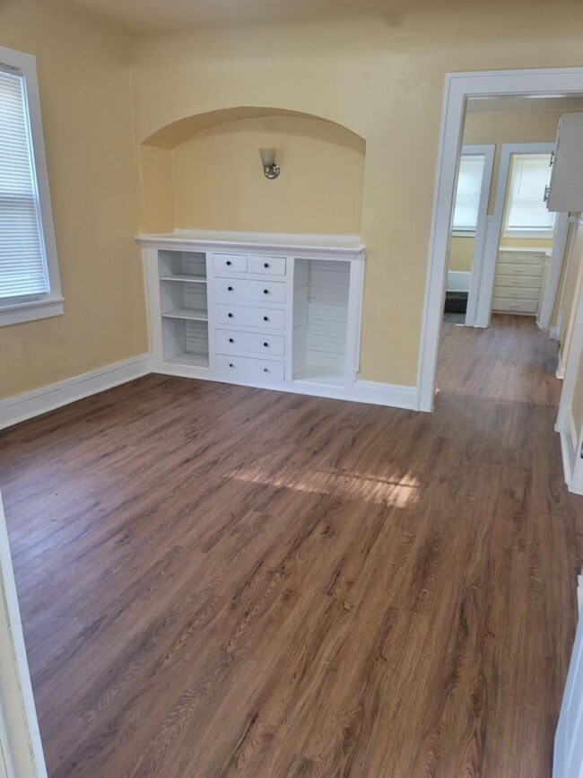 Building Photo - 4227 W Bonny Pl