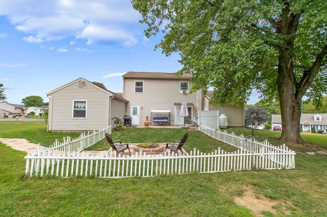 Building Photo - 24 Knollwood Dr