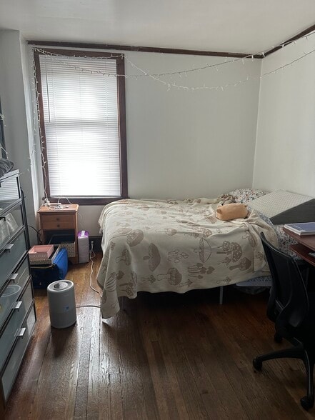 Building Photo - 105-1 Bool St