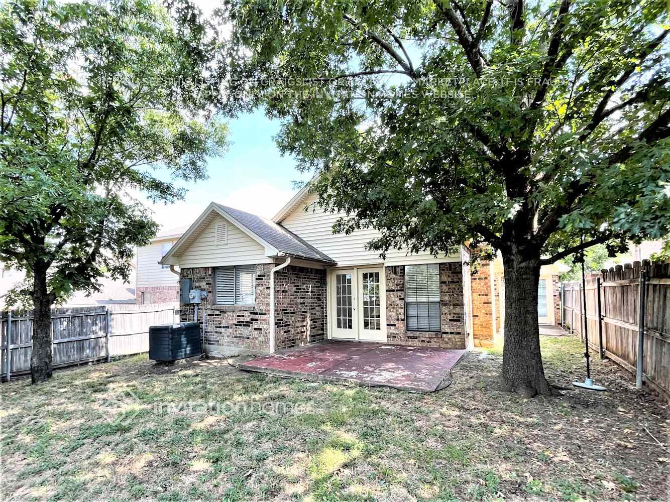 Building Photo - 10224 Holly Grove Dr