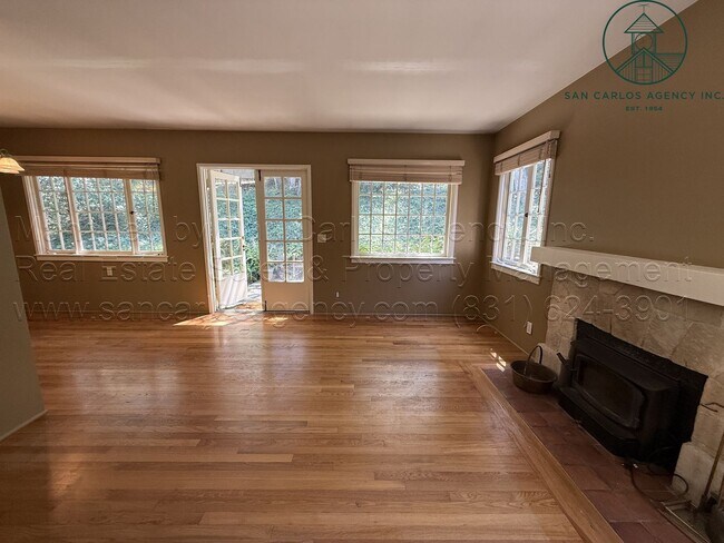 Building Photo - Adorable, Private Cottage in Jack's Peak