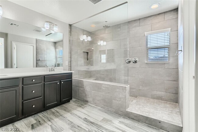 Building Photo - 9601 Abbey Pond Ave