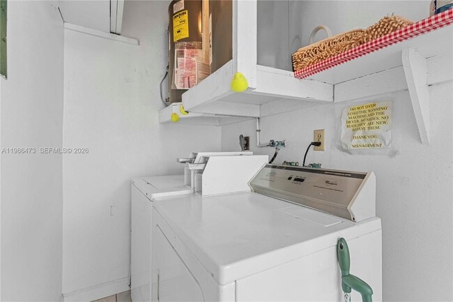 Building Photo - 3240 NE 16th St