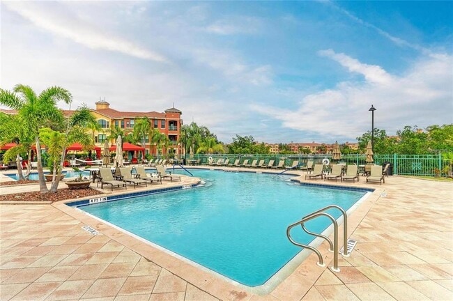 Building Photo - 2705 Via Murano