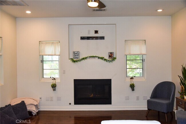 Building Photo - 8325 La Bajada Ave