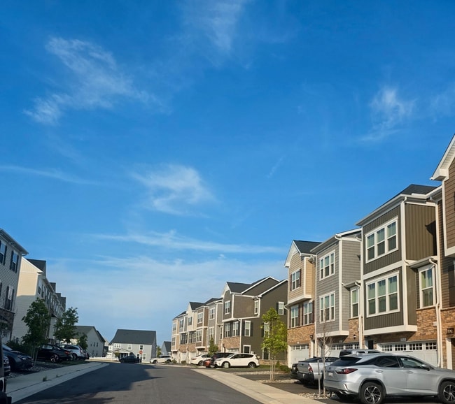 Building Photo - 7924 Olive Branch Ln