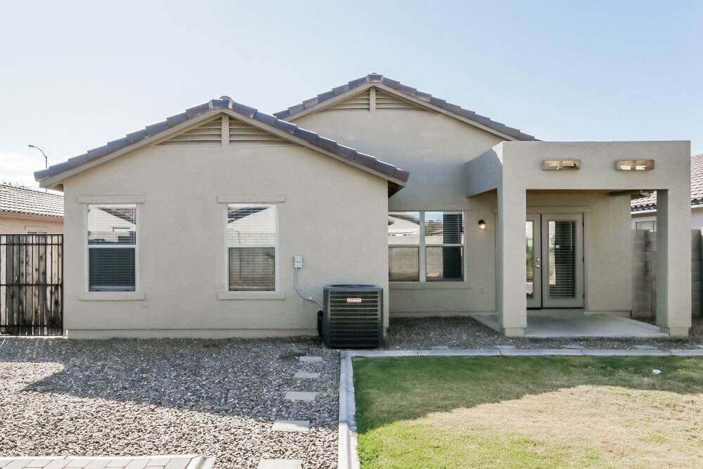 Building Photo - 8528 E Desert Ln