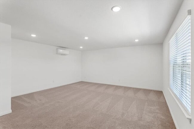 Building Photo - 1429 Cole Ests Dr