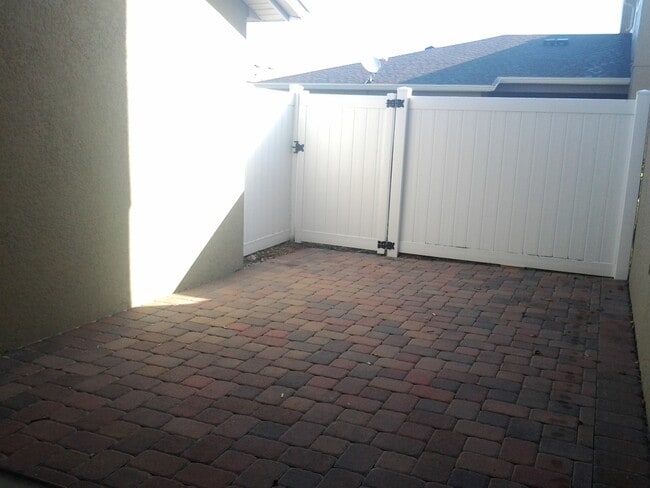 Building Photo - Available early fall ~ Waterside Pointe 3/...