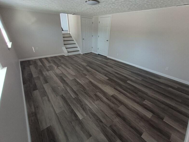 Lower Level - 904 Leslie Ct