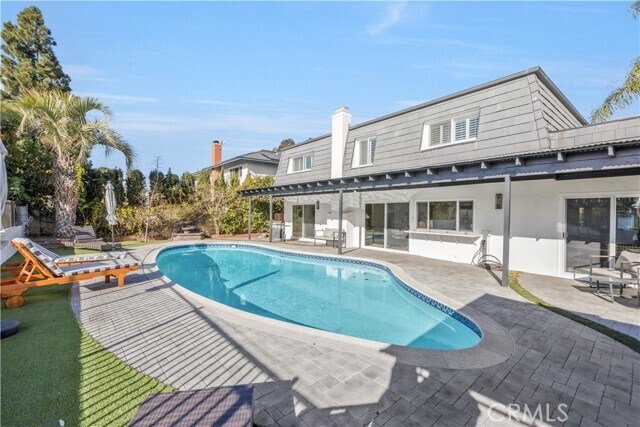 Building Photo - 25266 Pacifica Ave