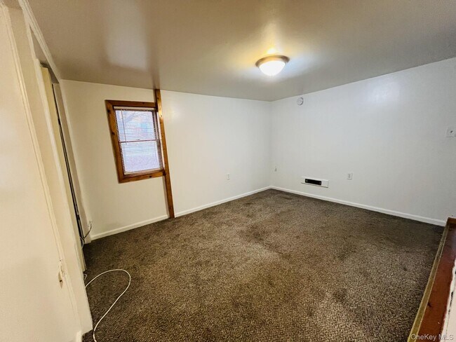 Building Photo - 1531 NY-22