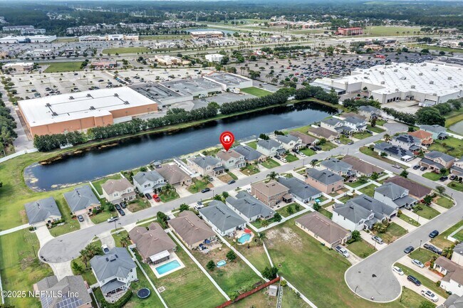 Building Photo - 12237 Woodview Dr