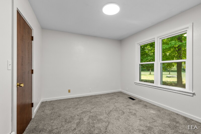 Building Photo - 355 Chestnut