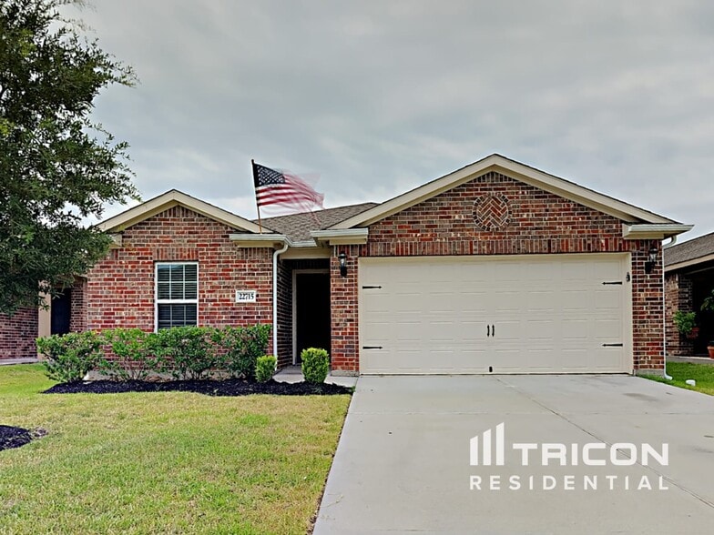Building Photo - 22715 Bauer Sky Dr
