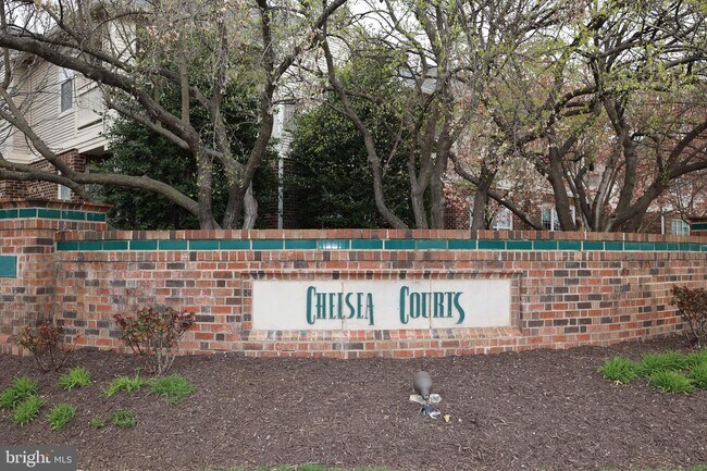 Building Photo - 45090 Brae Terrace