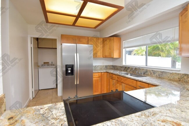 Building Photo - 3BR / 2Bath / 4Pkg - Home in Mililani!