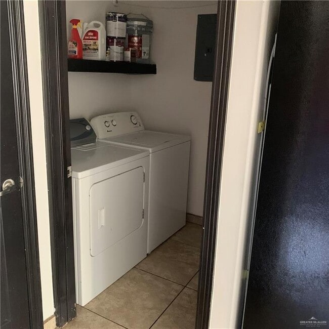 Building Photo - 13 N 49th St