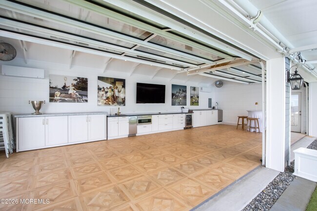 Building Photo - 207 Monmouth Ave