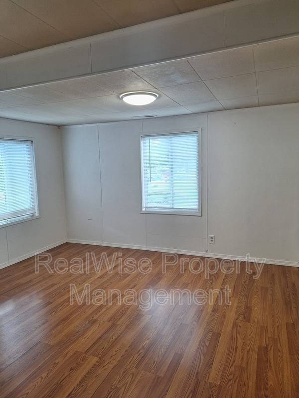Building Photo - 280 A St
